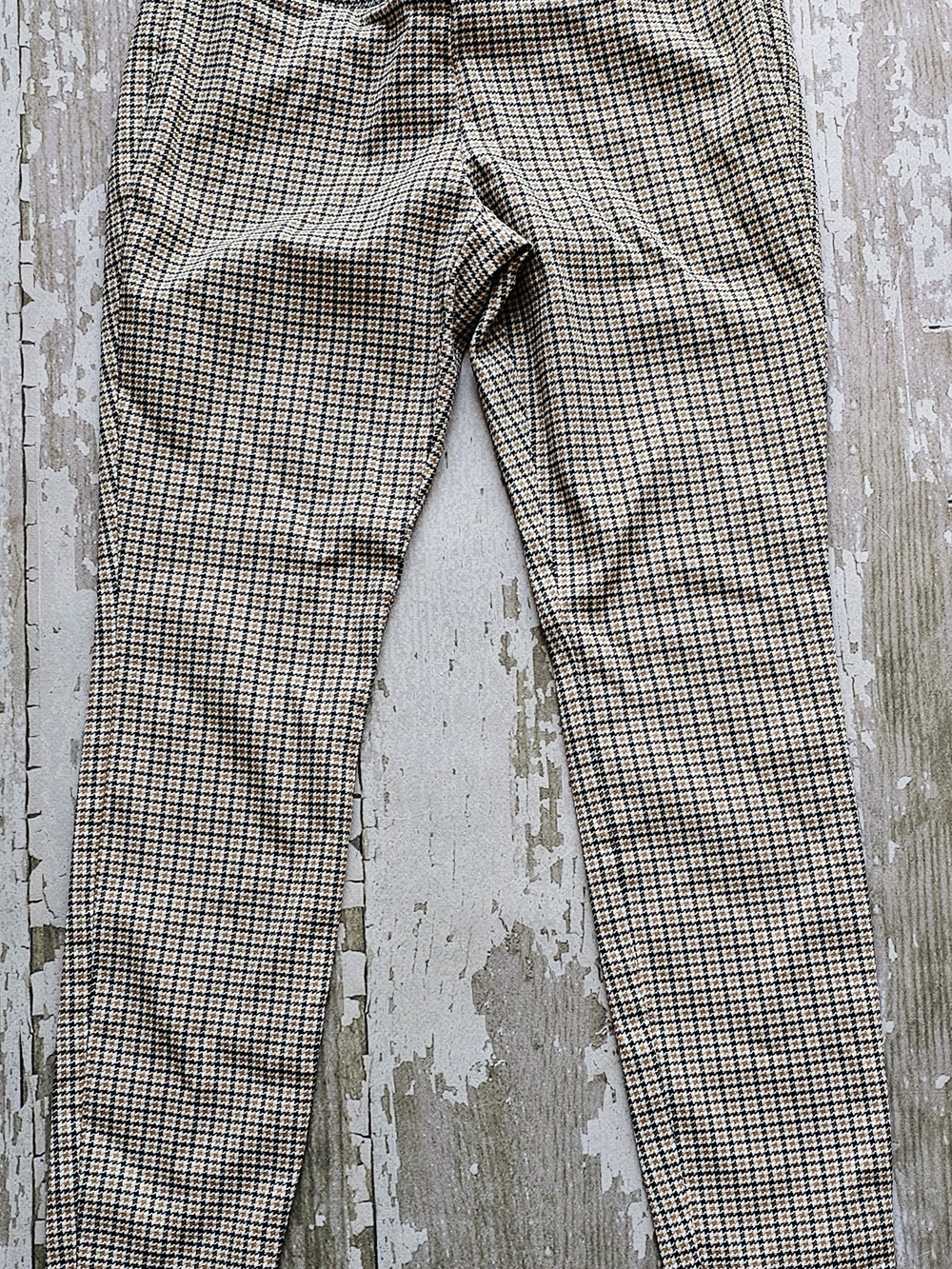 Ladies Worthington Slim Houndstooth Chinos in Beige and Black Size 4